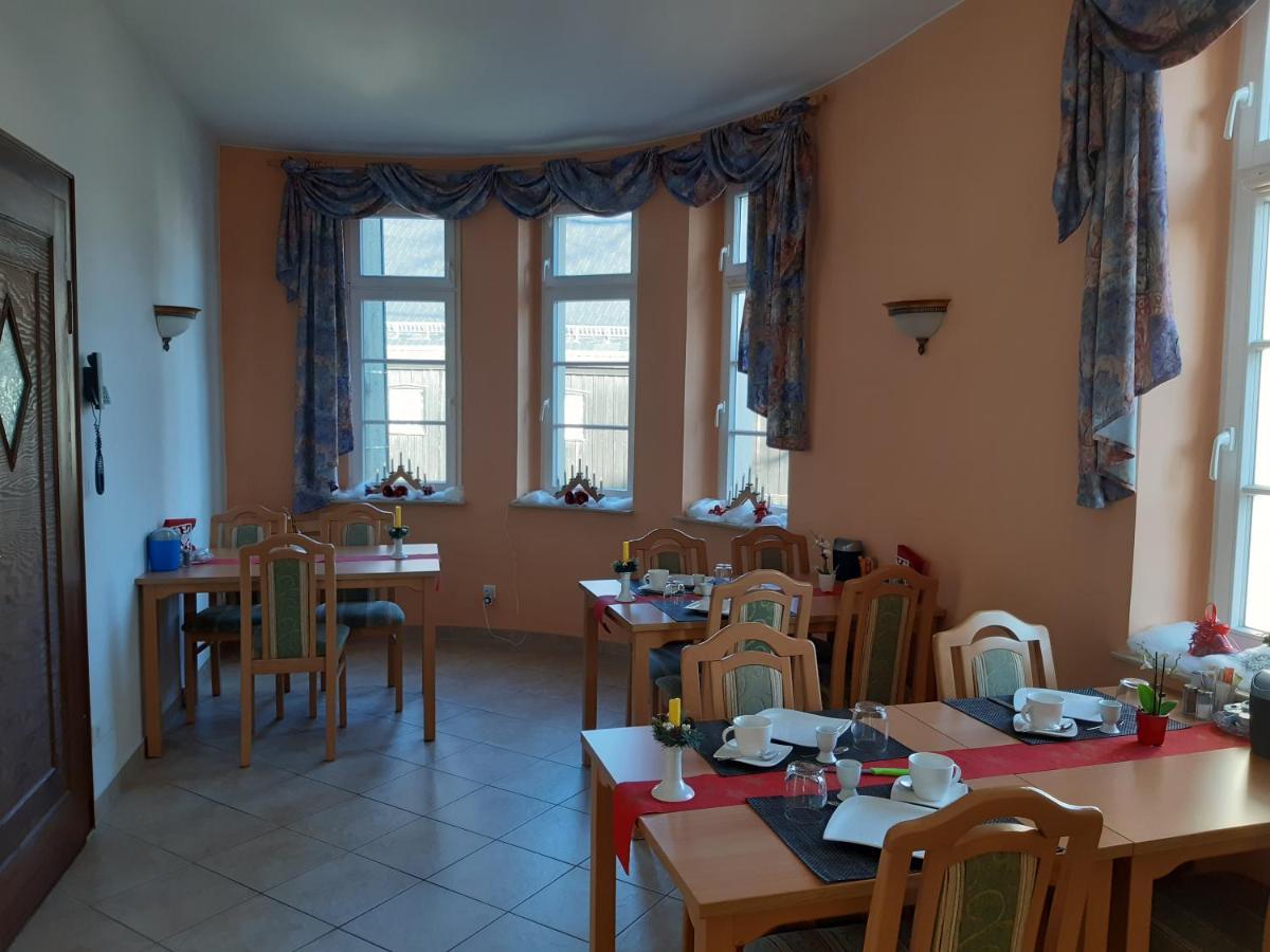 Pension Schoene Grossrohrsdorf Екстер'єр фото