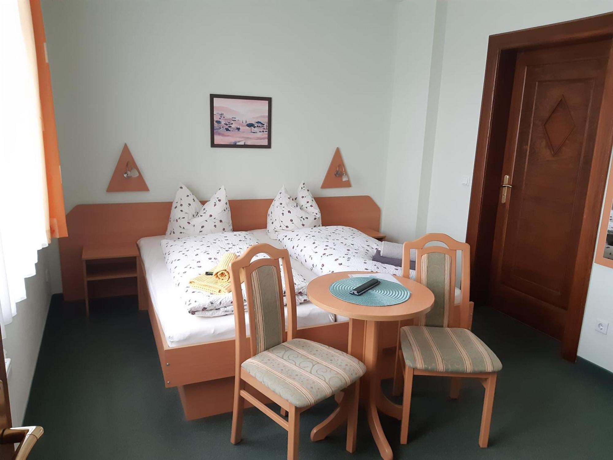 Pension Schoene Grossrohrsdorf Номер фото